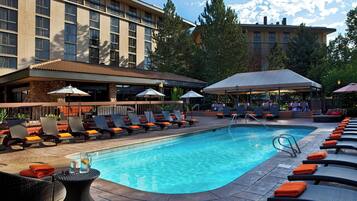 Indoor pool, seasonal outdoor pool, pool umbrellas, pool loungers