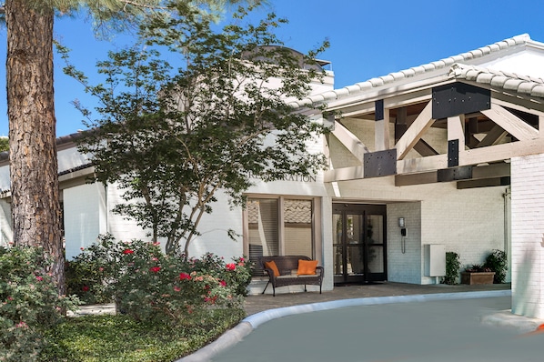 Bagian depan properti