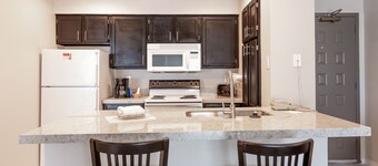 Value Suites Extended Stay - Arlington