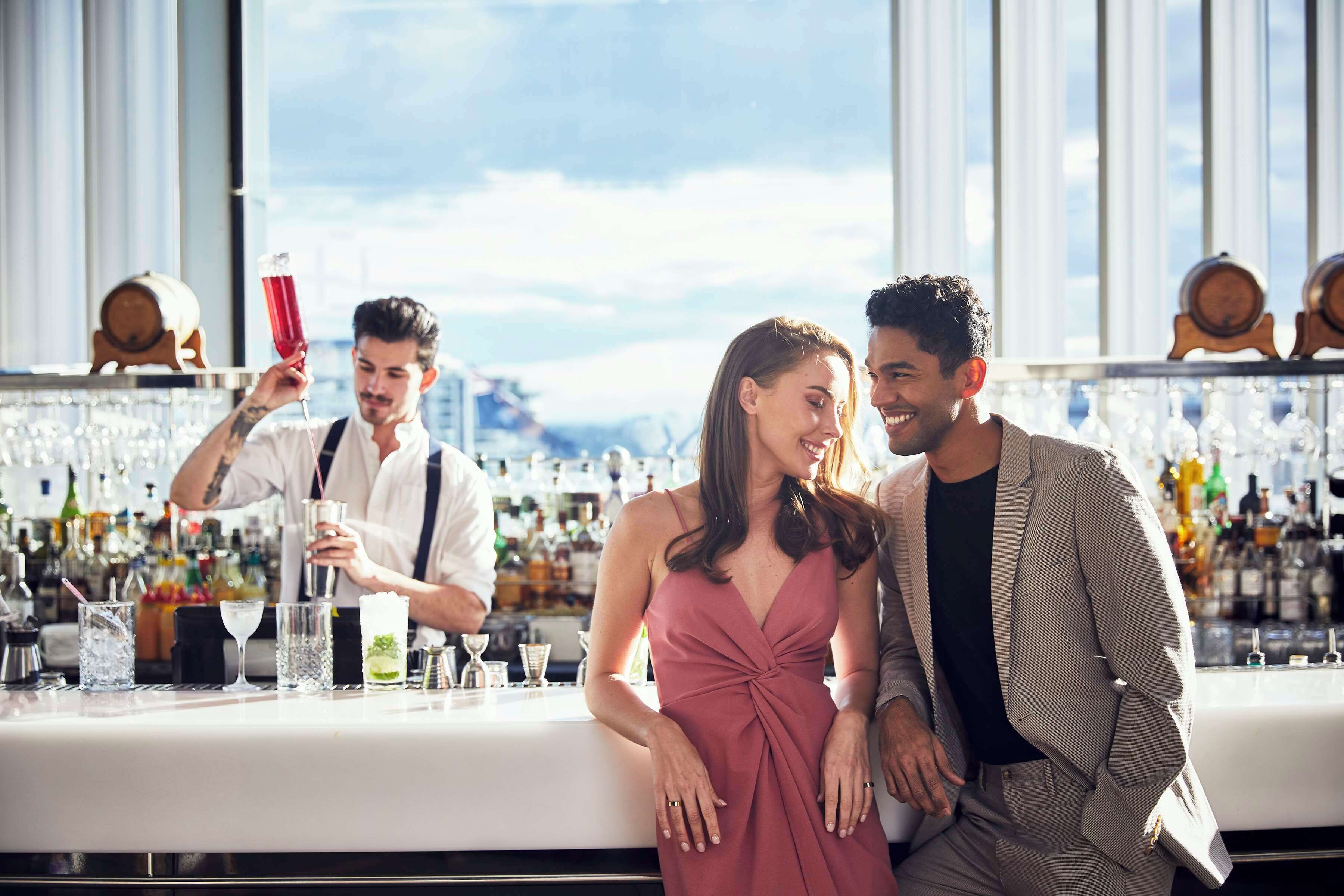 4 bars/lounges, rooftop bar, lobby lounge, pub