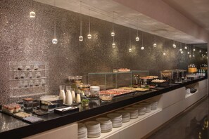 Daily buffet breakfast for a fee