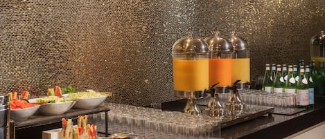 Lunch and dinner served