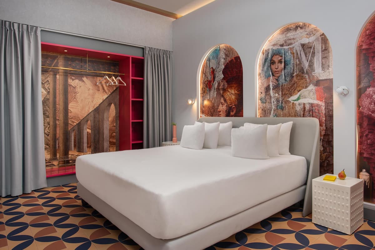 nhow Suite Bacchus Beats | Premium bedding, minibar, in-room safe, desk