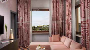 Hochwertige Bettwaren, Minibar, Zimmersafe, Schreibtisch