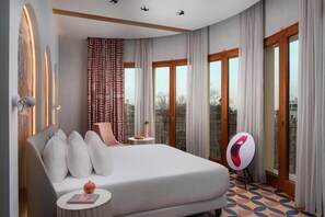Premium bedding, minibar, in-room safe, desk - nhow Roma Vittorio Veneto (Rome)