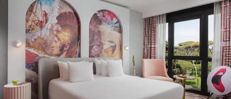 Premium bedding, minibar, in-room safe, desk