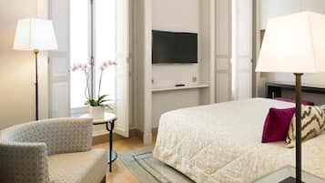 Quartos à prova de som, despertadores, acesso para cadeiras de rodas