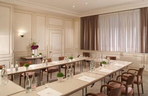 Meeting facility - Bedford (Paris)