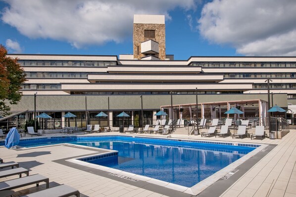 Indoor pool, seasonal outdoor pool, pool cabanas (surcharge)