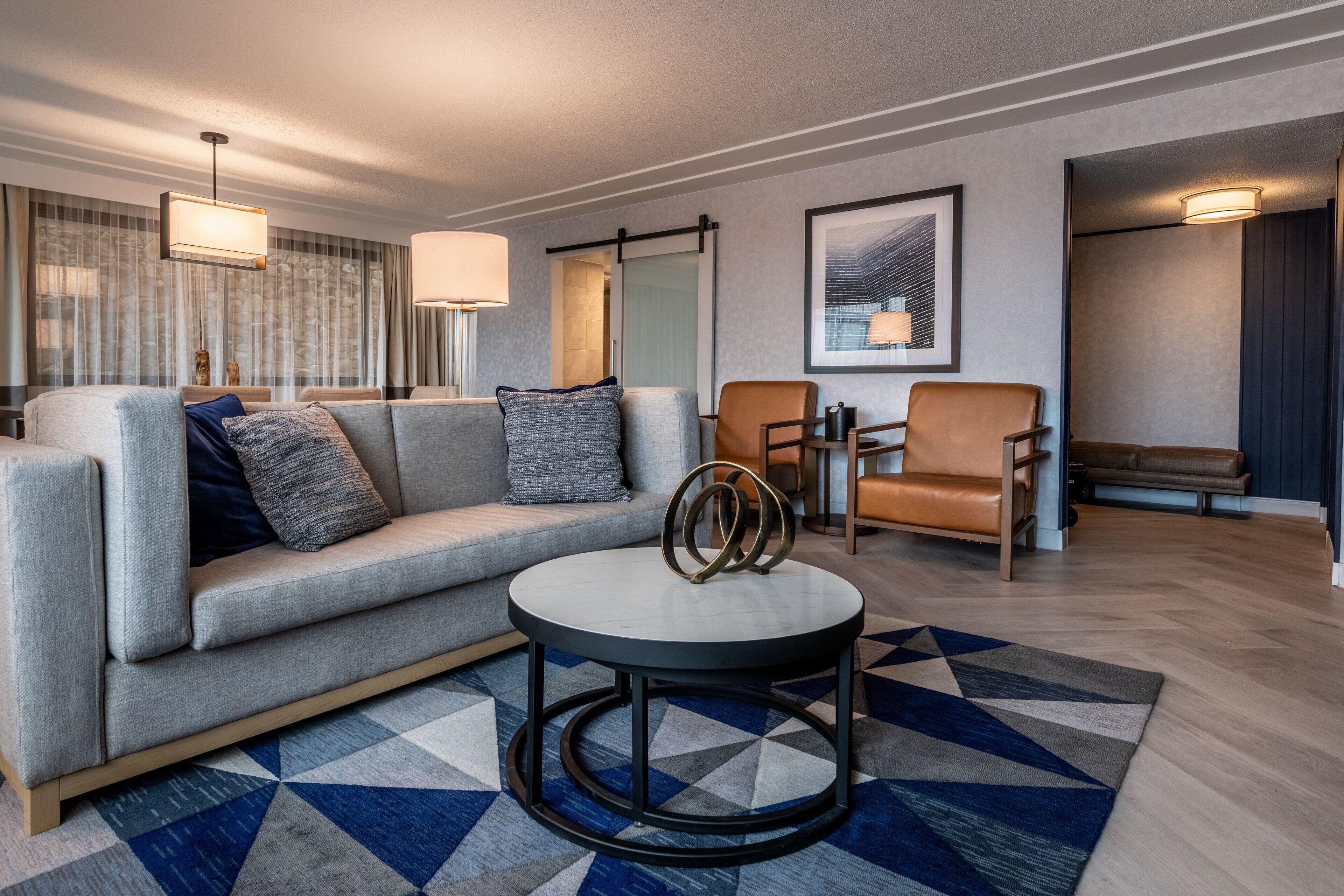 1 室のベッドルーム、高級寝具、羽毛の掛け布団、テンピュール