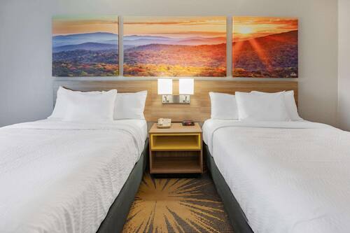 Standard Room, 2 Double Beds, Non Smoking