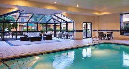 Courtyard by Marriott Columbus Worthington