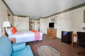 1 bedroom, minibar, in-room safe, desk