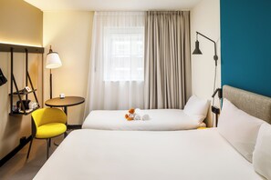 Family Room, 1 Double Bed with Sofa bed | In-room safe, desk, soundproofing, iron/ironing board