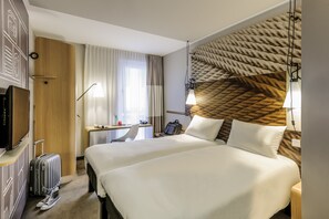 Twin Room (Sweet Room by Ibis) | 1 bedroom, in-room safe, desk, soundproofing