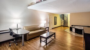 Superior Room, 1 King Bed, Jetted Tub (Loft, Smoke Free) - Red Roof Inn PLUS+ Wichita East (Wichita)