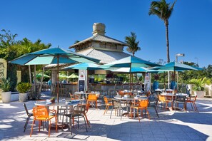 Poolside bar