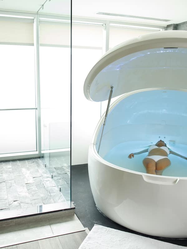 Couples treatment rooms, sauna, hot tub, steam room, body treatments