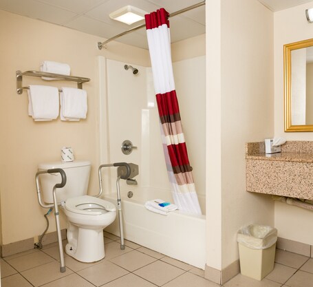 Red Roof Inn Suites Pigeon Forge Parkway - Image 31