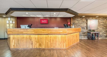 Red Roof Inn & Suites Pigeon Forge - Parkway