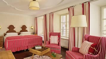 Phòng Deluxe, 1 giường cỡ king | 1 phòng ngủ, bộ đồ giường cao cấp, minibar, két bảo mật tại phòng