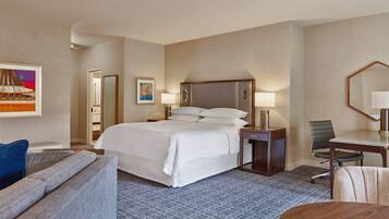 Junior Suite, 1 King Bed with Sofa bed, Corner (Balcony) | Premium bedding, pillowtop beds, in-room safe, desk