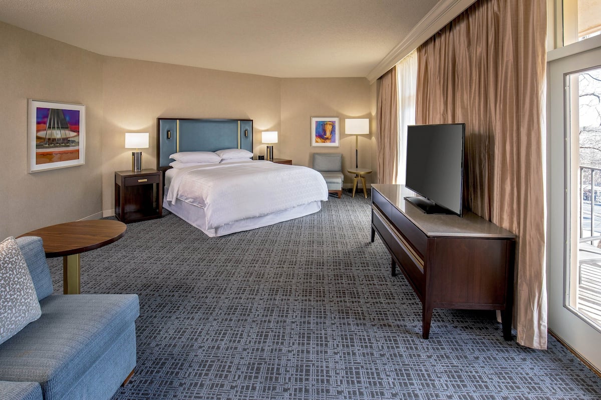 junior suite, 1 king bed with sofa bed, corner (balcony) | premium bedding, pillow-top beds, in-room safe, desk