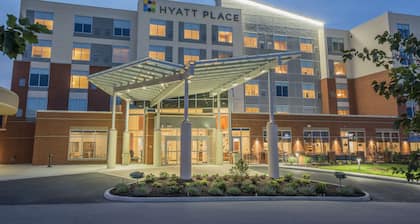Hyatt Place Cincinnati / Sharonville Convention Center