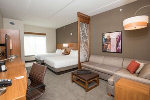 1 bedroom, premium bedding, in-room safe, desk