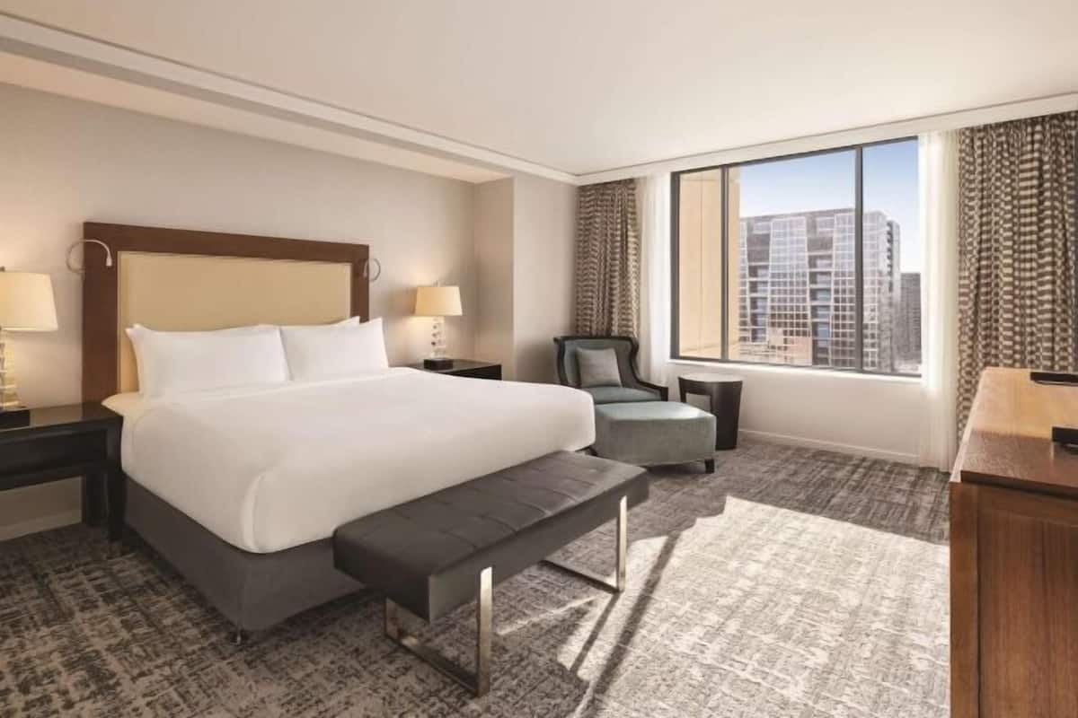 Premium bedding, down comforters, in-room safe, desk