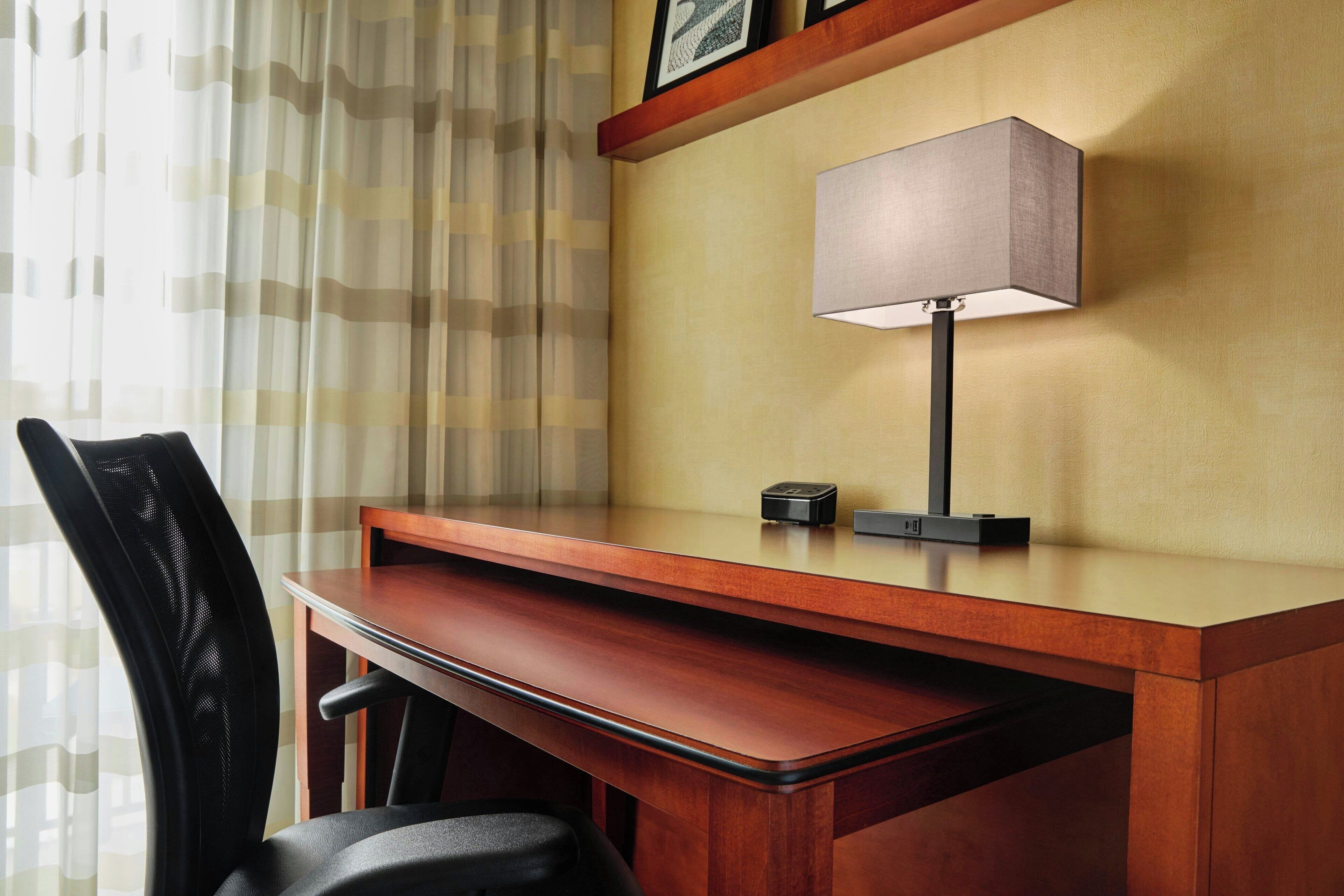 1 bedroom, premium bedding, in-room safe, desk