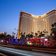 ラスベガス　LASVEGAS エリア15 (ラスベガス) - ツアーとアクティビティ | エクスペディア