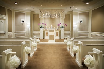 Indoor wedding at Treasure Island - TI Las Vegas Hotel & Casino