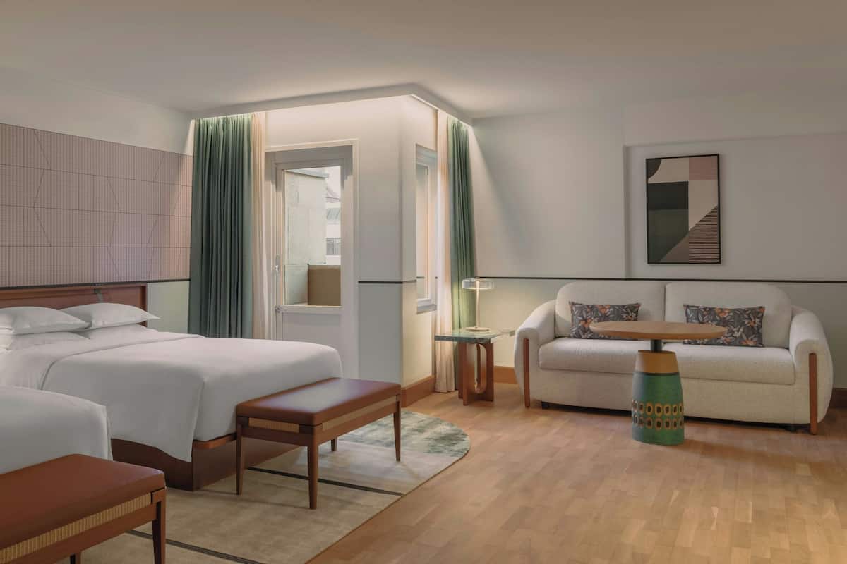 Junior Suite, 1 Bedroom | Premium bedding, in-room safe, desk, blackout curtains