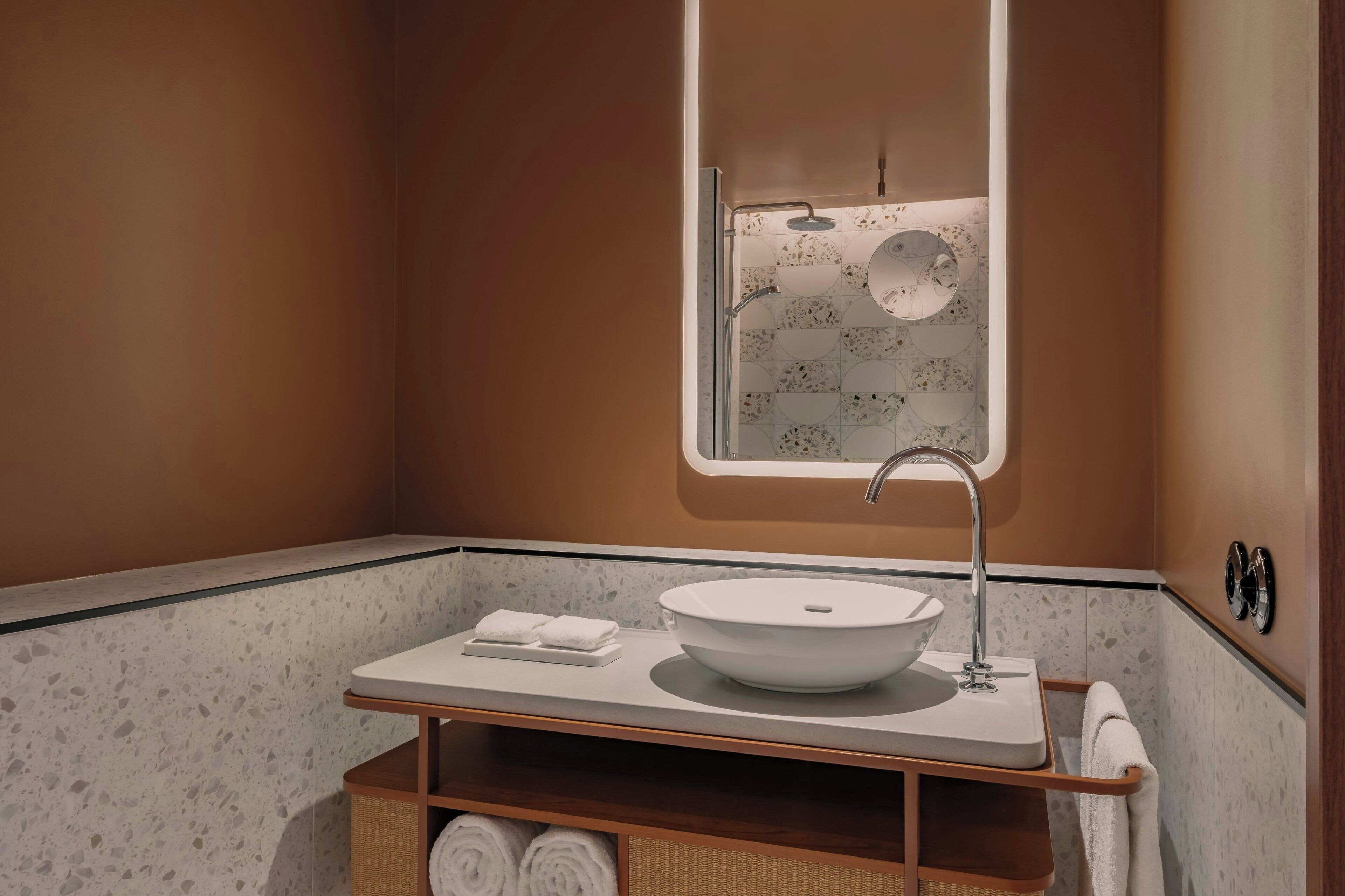 combined shower/bathtub, free toiletries, hair dryer, bathrobes