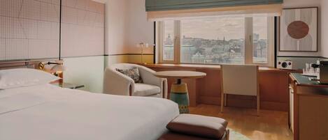 Superior Room, 1 King Bed, Non Smoking | Premium bedding, in-room safe, desk, blackout curtains