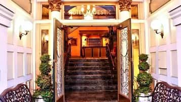 Mặt tiền nơi lưu trú