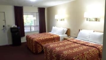 Deluxe-Zimmer, 2Â Queen-Betten, Raucher, KĂŒhlschrank und Mikrowelle