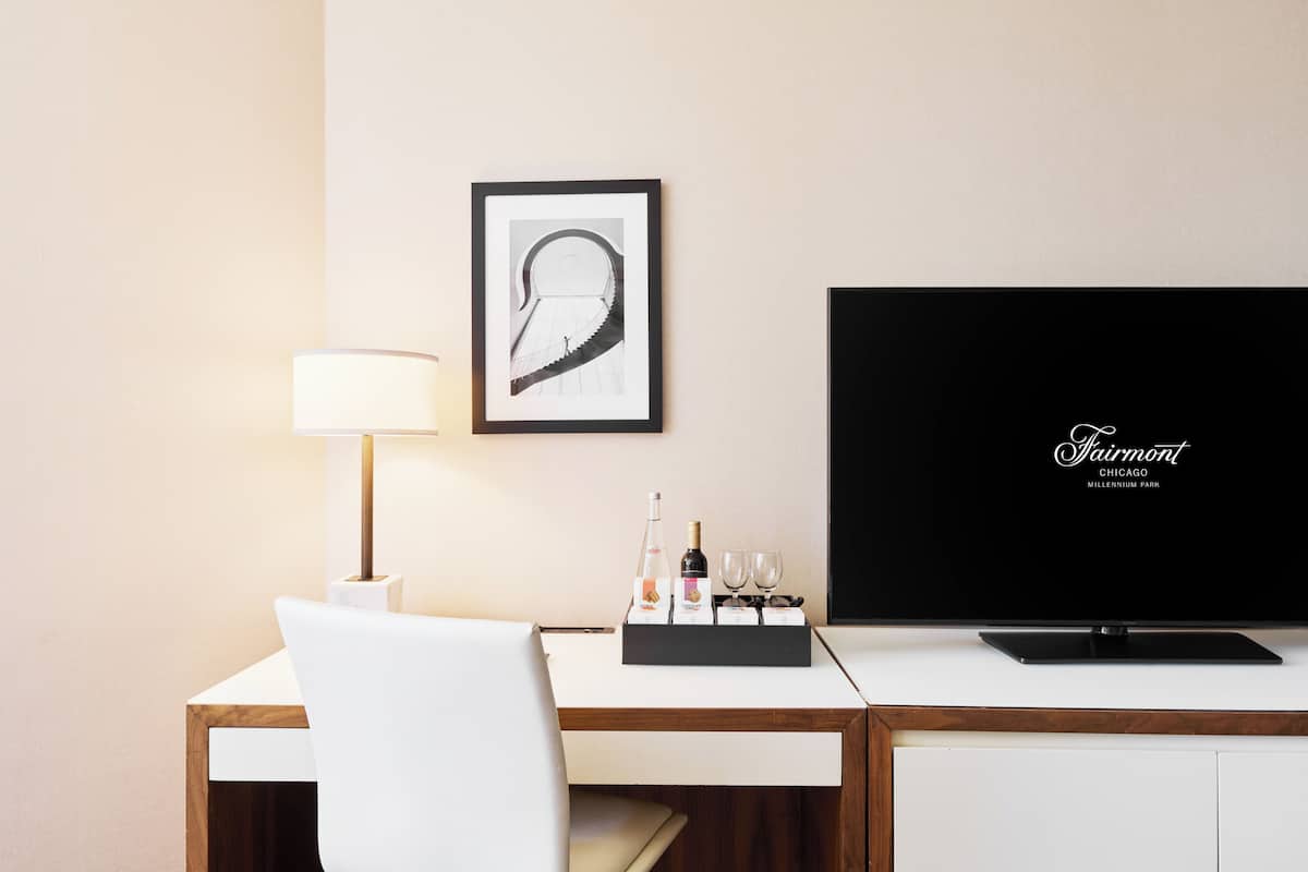 Premium bedding, down duvets, pillow-top beds, minibar