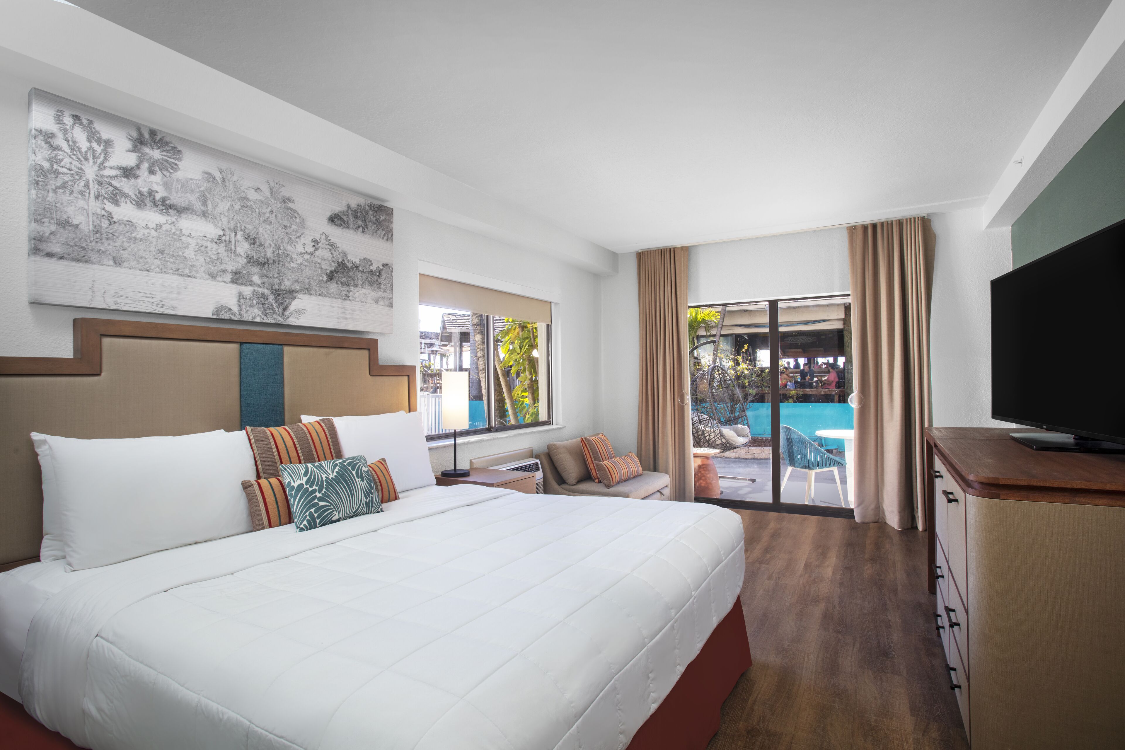 客房, 露台 (Jimmy B's Beach Bar) | 加厚床垫、客房内保险箱、办公桌、笔记本电脑工作区