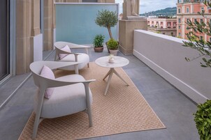Suite Ramblas view | Teras/patio