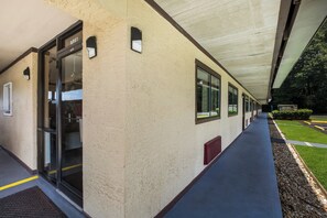 Exterior - Red Roof Inn Atlanta South - Morrow (Morrow)