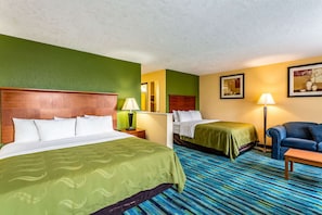 Suite, 1 King Bed, Non Smoking | Iron/ironing board, cribs/infant beds, rollaway beds, free WiFi