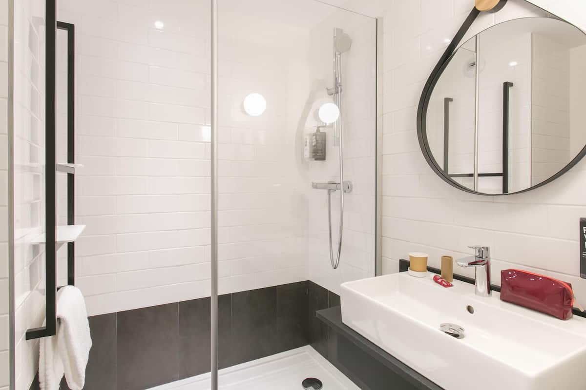 Premium bedding, desk, blackout curtains, soundproofing