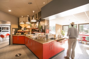 Daily buffet breakfast (EUR 12.95 per person)