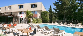 ibis Avignon Sud