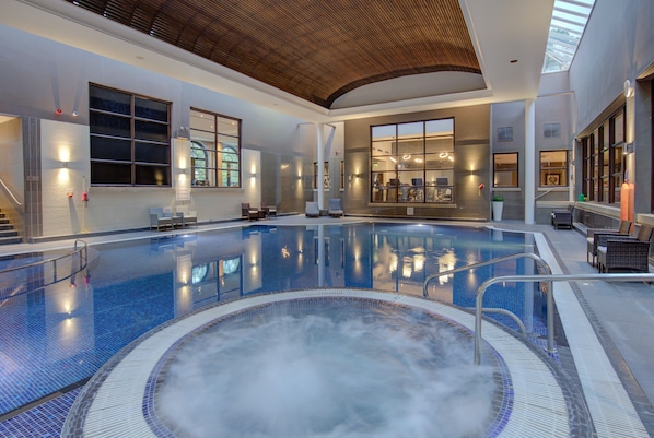 Indoor pool, sun loungers - Oulton Hall Hotel, Spa & Golf Resort (Leeds)