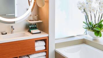 Premium bedding, Select Comfort beds, minibar, in-room safe