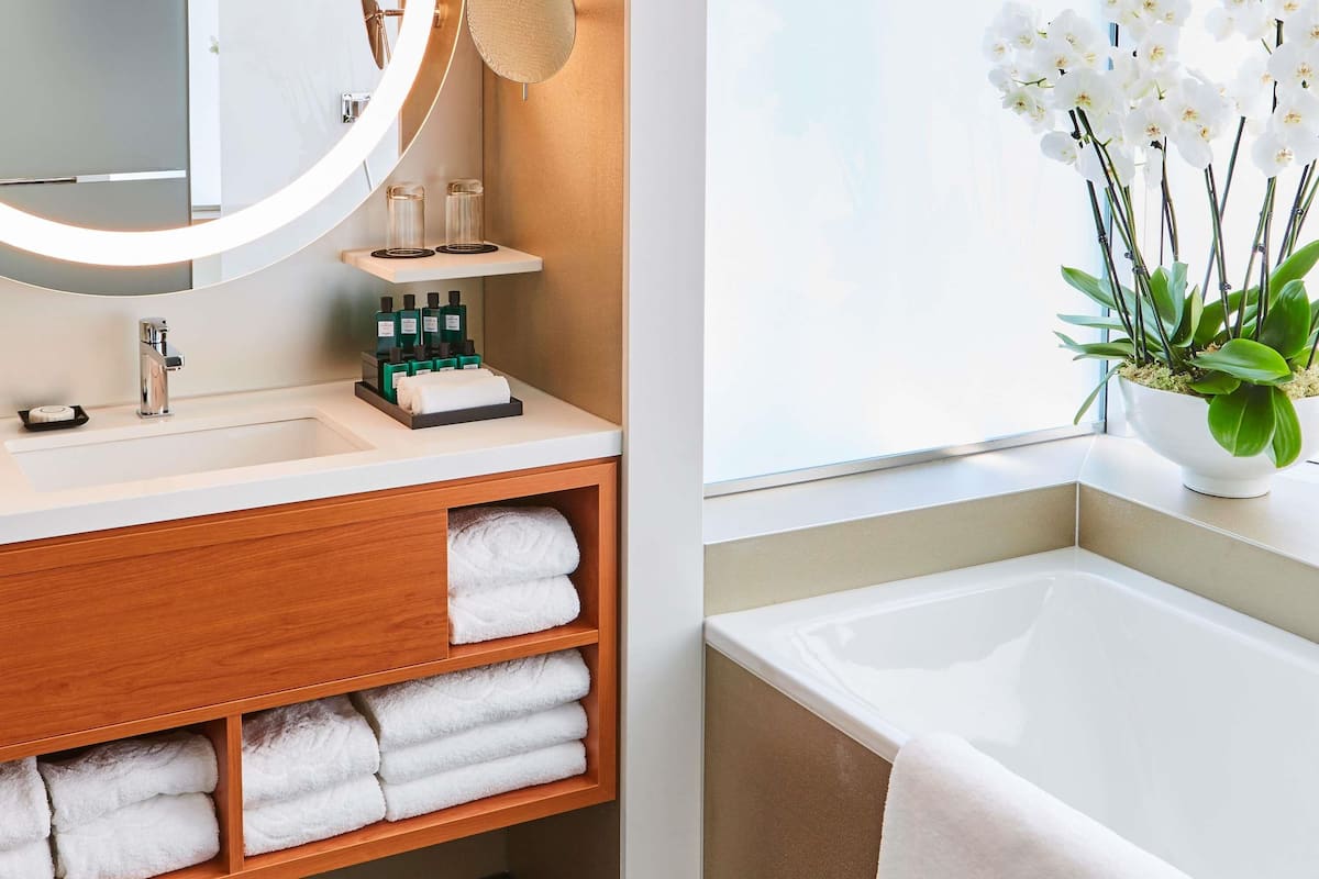 Premium bedding, minibar, in-room safe, desk