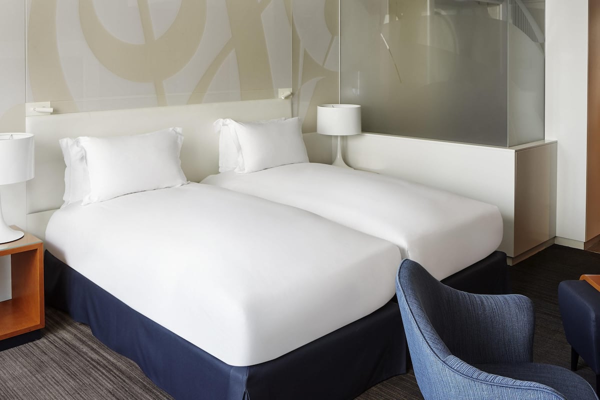 Luxury Room, 2 Twin Beds | Premium bedding, minibar, in-room safe, desk